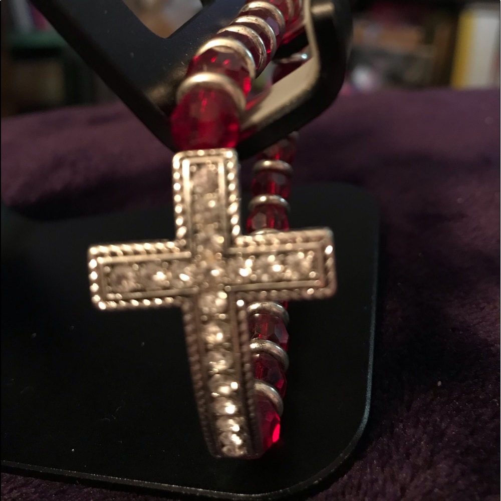 Pretty Red Cross bracelet
